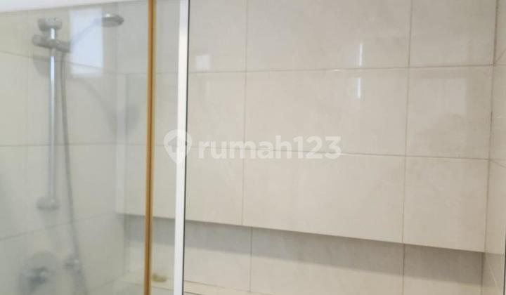 Dijual Cepat Rumah Cluster Europe 10X20 Green Lake City, Barang Langka! 2