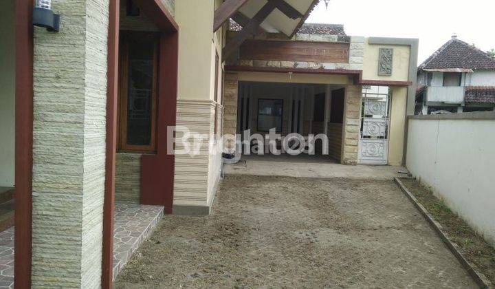 rumah tengah kota jombang 2