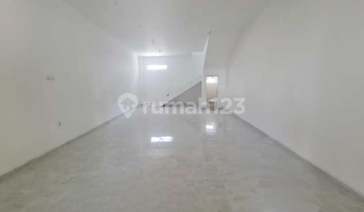 Strategic Shop House for Rent at RE Martadinata Jebres Solo