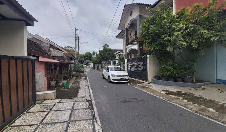 Rumah hitung tanah dkat jl. Slamet Riyadi 2
