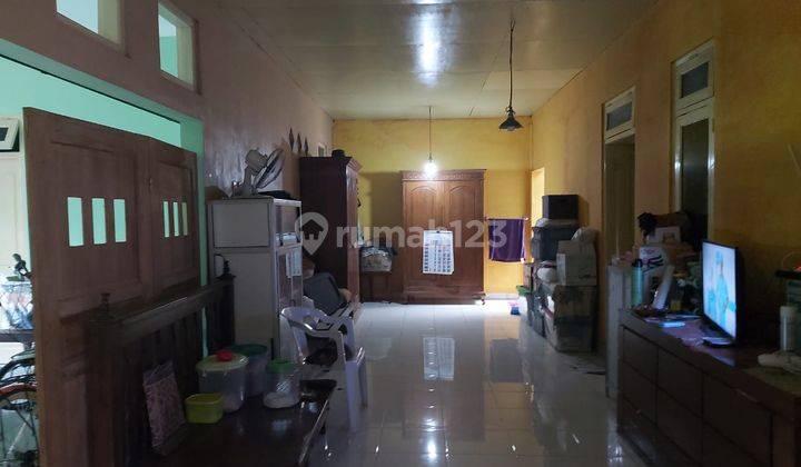 Rumah hitung tanah dkat jl. Slamet Riyadi 7