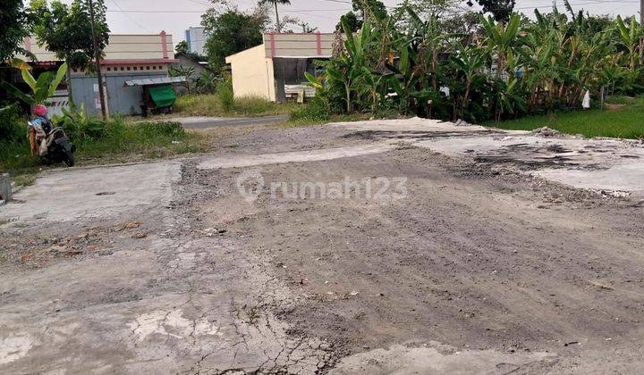 Gudang strategis dkat solo baru area pergudangan  3