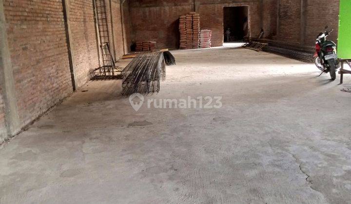 Gudang strategis dkat solo baru area pergudangan  4