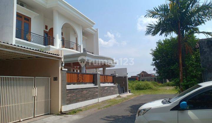 Rumah Mewah Baru Gress 2 lantai di Sumber 4