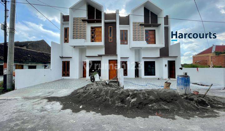 Rumah bagus 2 Lantai Siap Huni di Ngemplak Kartosuro  1