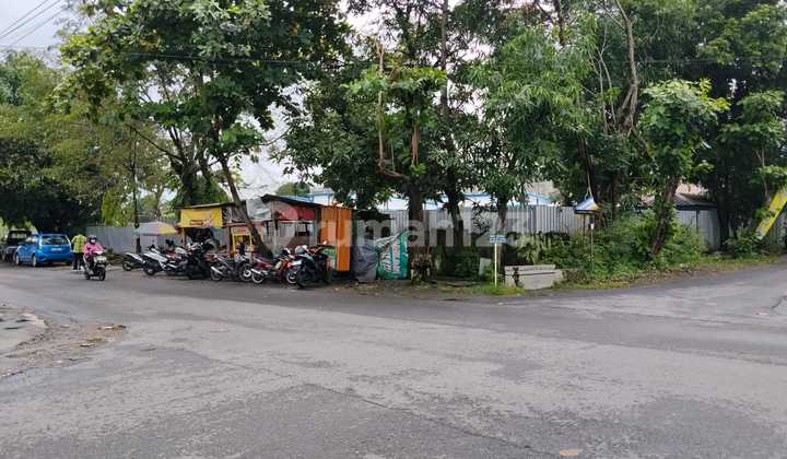 Large Strategic Land in Banjarsari, Solo