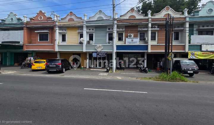 Ruko Strategis Full Interior Eks Toko Roti, Bagus Siap Pakai di Pusat Pertokoan Solo Baru. Ruko Strategis Full Interior Eks Toko Roti, Bagus Siap Pakai di Pusat Pertokoan Solo Baru.