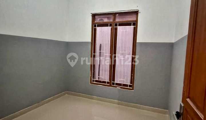 Dijual Rumah Bagus Lokasi di Cluster Elite Gentan, Solo 2