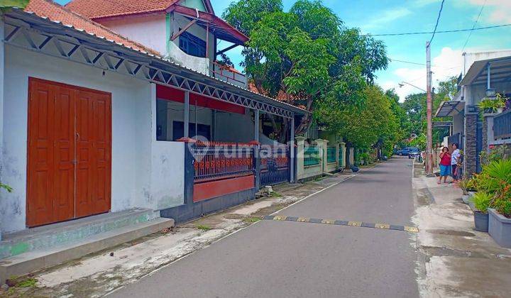 Rumah Siyan Huni Bagus di Sumber 2