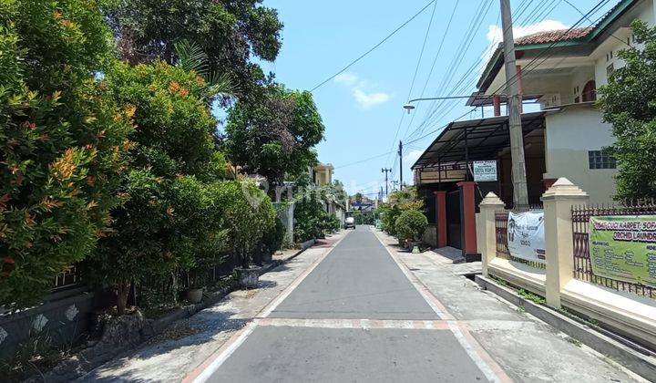 Rumah Bgus Bisa Utk Usaha Siyab Huni Di Di Colomadu , Solo  2