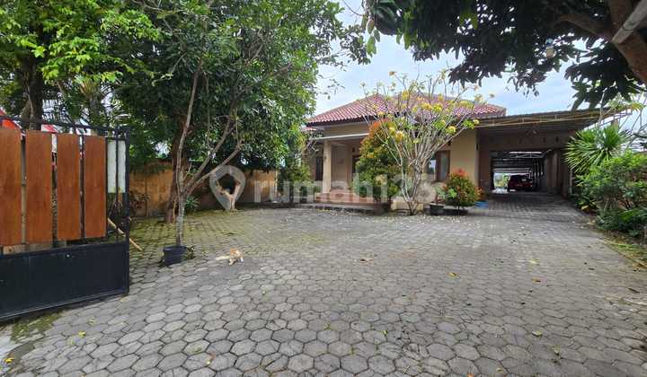 Dijual Rumah Bagus Dengan Halaman Luas di Bendosari Sawit, Boyolali!!