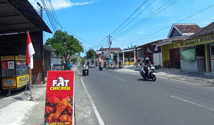 Dijual! Ruang Usaha Strategis Siap Pakai Untuk Investasi Berbagai Usaha di Lokasi Strategis Dijual! Ruang Usaha Strategis Siap Pakai Untuk Investasi Berbagai Usaha di Lokasi Strategis