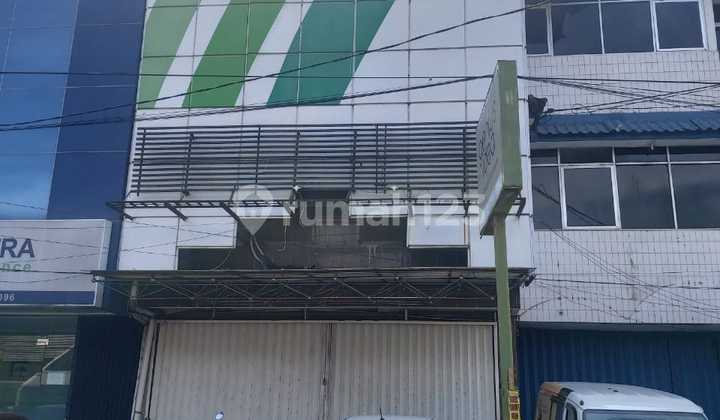 Disewakan Ruko 3 Lantai di Pusat Kota Solo Jalan Slamet Riyadi