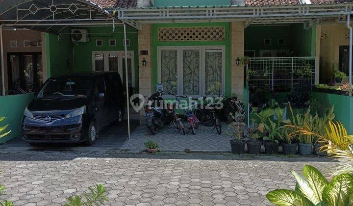 Rumah Siyab Huni Lingkungan Perumahan  1