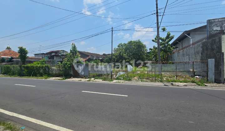 Super Strategically Located Land for Rent in Joyotakan, Serengan!! Super Strategically Located Land for Rent in Joyotakan, Serengan!!