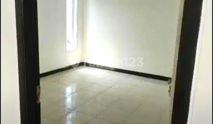 For Rent 2-Story House in Paulan Colomadu, Strategic Location 2