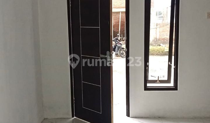 New Modern Minimalist Fresh House in Grogol Solo 2