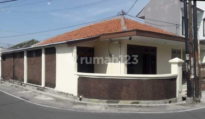 Rare Find! Spacious Move-in Ready House in Griyan Baturan Colomadu, Suitable for Home Business Rare Find! Spacious Move-in Ready House in Griyan Baturan Colomadu, Suitable for Home Business