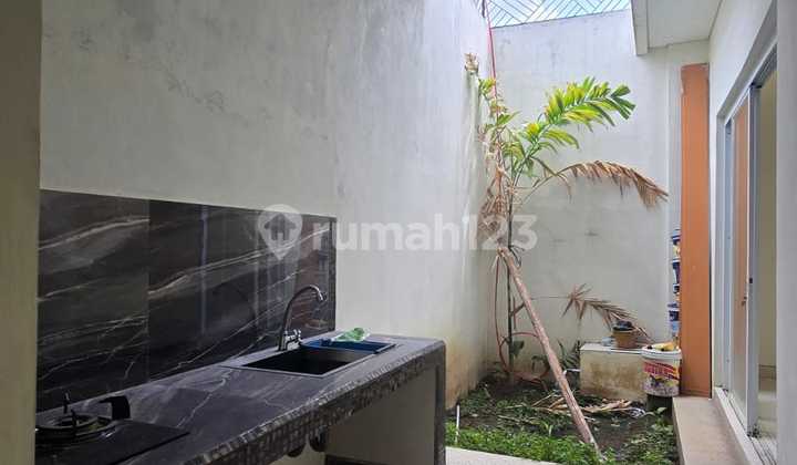 Rumah Baru Bangunan Minimalis Modern Dekat Pintu Tol Klodran Colomadu Solo 2