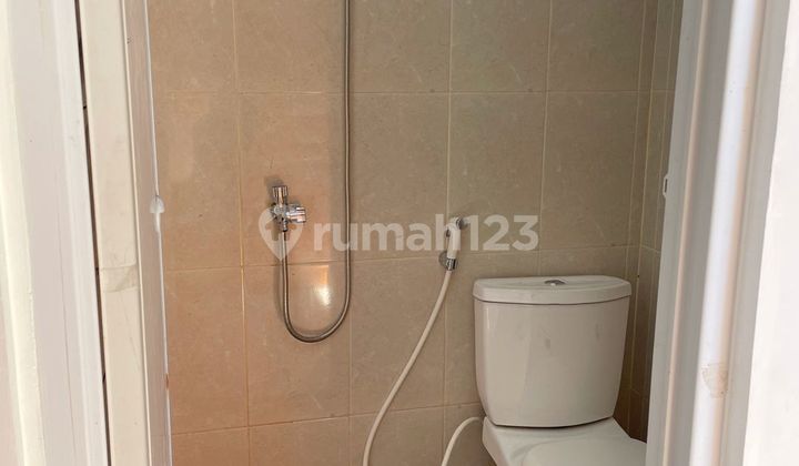 Hot Deal! 2-Story Boarding House with 8 Ready-to-Use Rooms Near Solo City Center 2