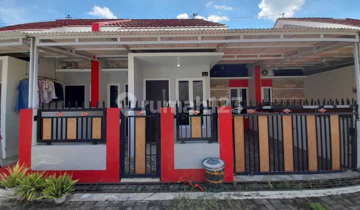 Rumah Bagus Siap Pakai Di Cluster Di Ngemplak Kartasura Sukoharjo
