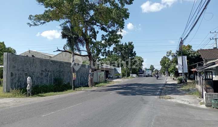 Ready-to-Use Yard Land Near Luwes Nusukan