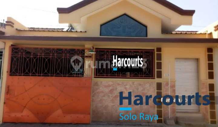 2-Storey Ready-to-Occupy House in an Elite Cluster Near The Park Mall Solo Baru