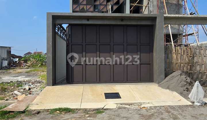 Rumah Baru Minimalis Smarthome Konsep Industrial Modern Di Lingkungan Asri Solo Baru