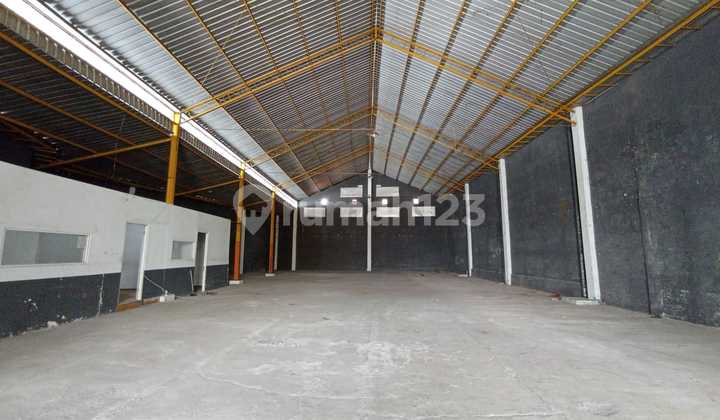 Gudang Strategis Kleco, Solo Cocok untuk Gudang, Distribusi, atau Workshop