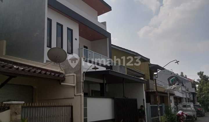 New 2-Story Beautiful House Fresh in Fajar Indah Housing, Solo 2