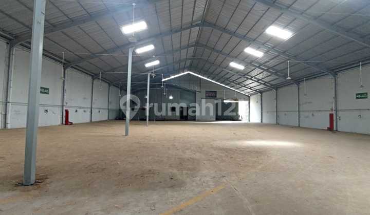 Good Strategic Warehouse Ready to Use in Gatak Industrial & Warehouse Area, Sukoharjo Good Strategic Warehouse Ready to Use in Gatak Industrial & Warehouse Area, Sukoharjo