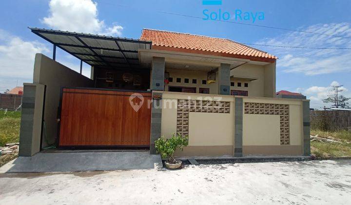 Rumah baru gress di Cluster Kartosuro 1