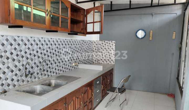 Rumah bagus minimalist di jl. Sukowati sragen 5