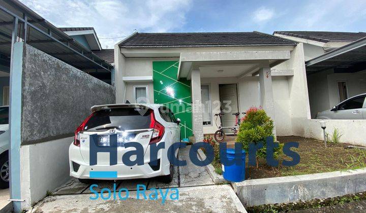 Rumah bgus minimalis siyab huni di jaten 1