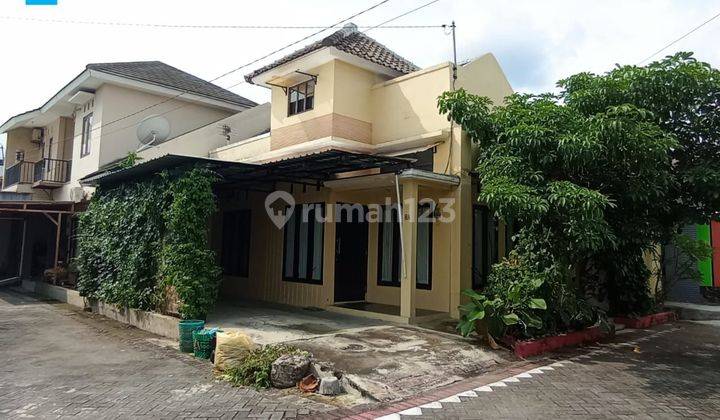 Rumah Bagus siyab huni full furnished di Sumber, Solo  1