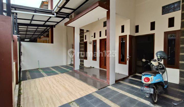 Rumah bagus siap huni 2 lntai furnished  1