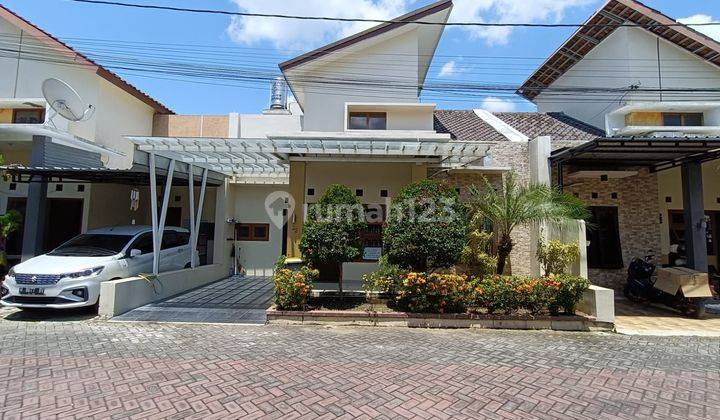 Rumah cantik bgus siyab huni include furniture  2