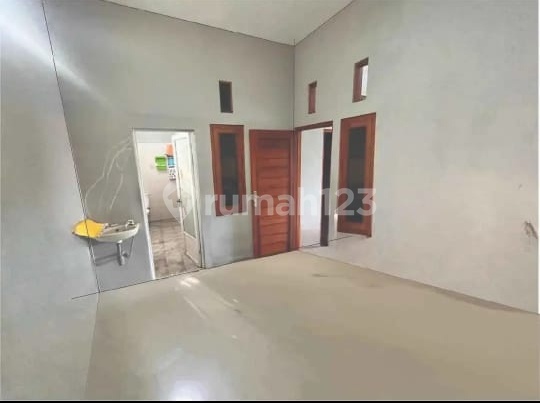 Modern Minimalist House in a Cluster in Gumpang, Kartasura, Solo 2