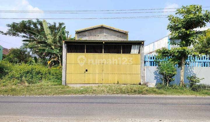 Gudang Mebel.Lokasi Area Industri Dkat Jln Raya  1