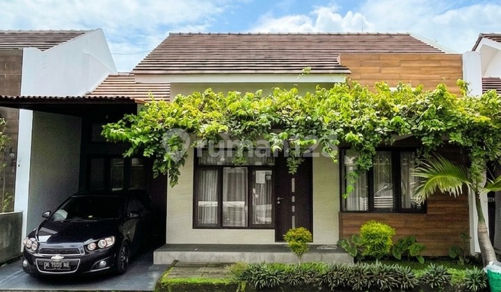 Rumah Minimalis Modern Siap Huni Full Furnished di Cluster Elit di Solo Baru