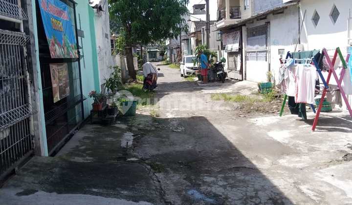 House Needs Renovation in Favorite Housing Near The Park Mall, Solo Baru 2