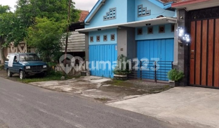 Rumah Siap Huni Dekat Jalan Ir Juanda, Solo 2