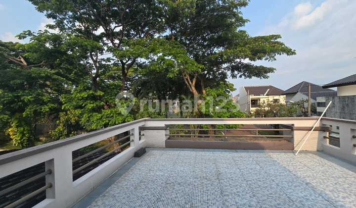 Rumah 2 Lantai Bagus Mewah Dengan Kolam Renang Di Perumahan Elite Tirtamaya Residence Gentan Solo 2