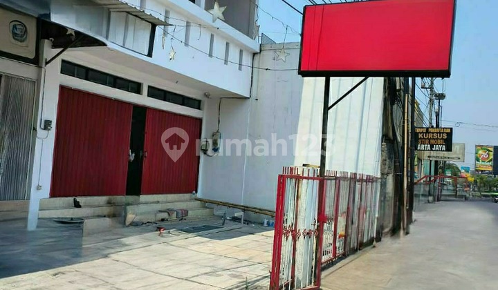 Good 2-Story Shop House Very Strategic in the Main Business Center of Palur, Solo. 2