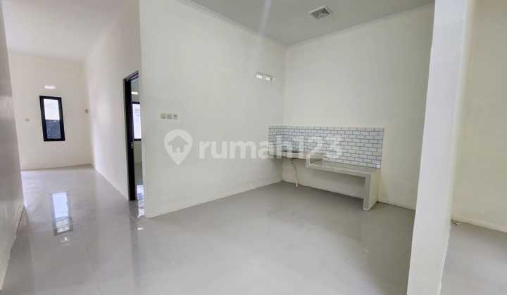 New Gress Minimalist Modern House in Cluster in Plesungan, Solo 2