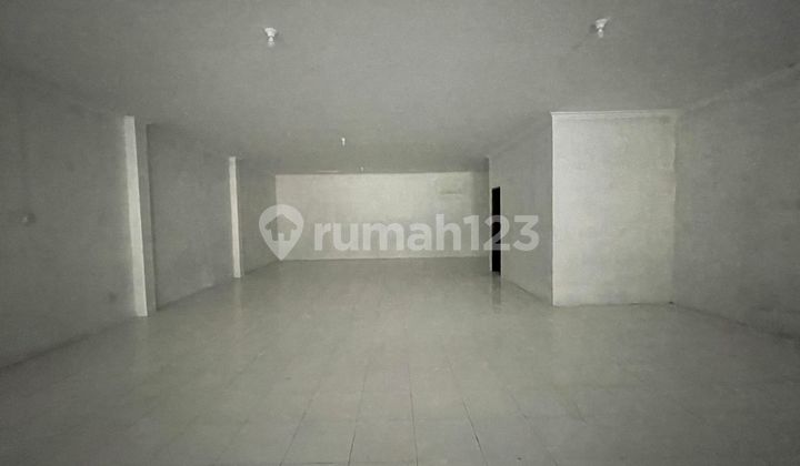 Strategic 2-Story Shophouse on Dr. Radjiman Street, Solo 2