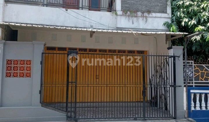 Ruko 2 Lantai Strategis Siap Pakai di Danusuman, Solo