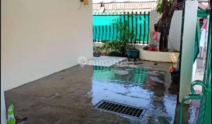 Disewakan Rumah 2 BR di Pondok Bambu Jakarta Timur 5