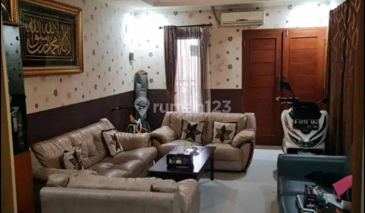 Dijual Rumah Bagus 3 Lt di Kebayoran Lama Jakarta Selatan 2