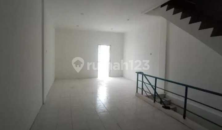 For Sale For Rent 3.5-Storey Shop House in South Bandengan, North Jakarta
